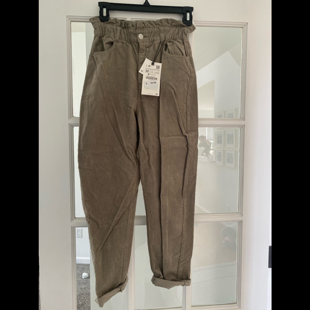 NWT Zara corduroy pants 32